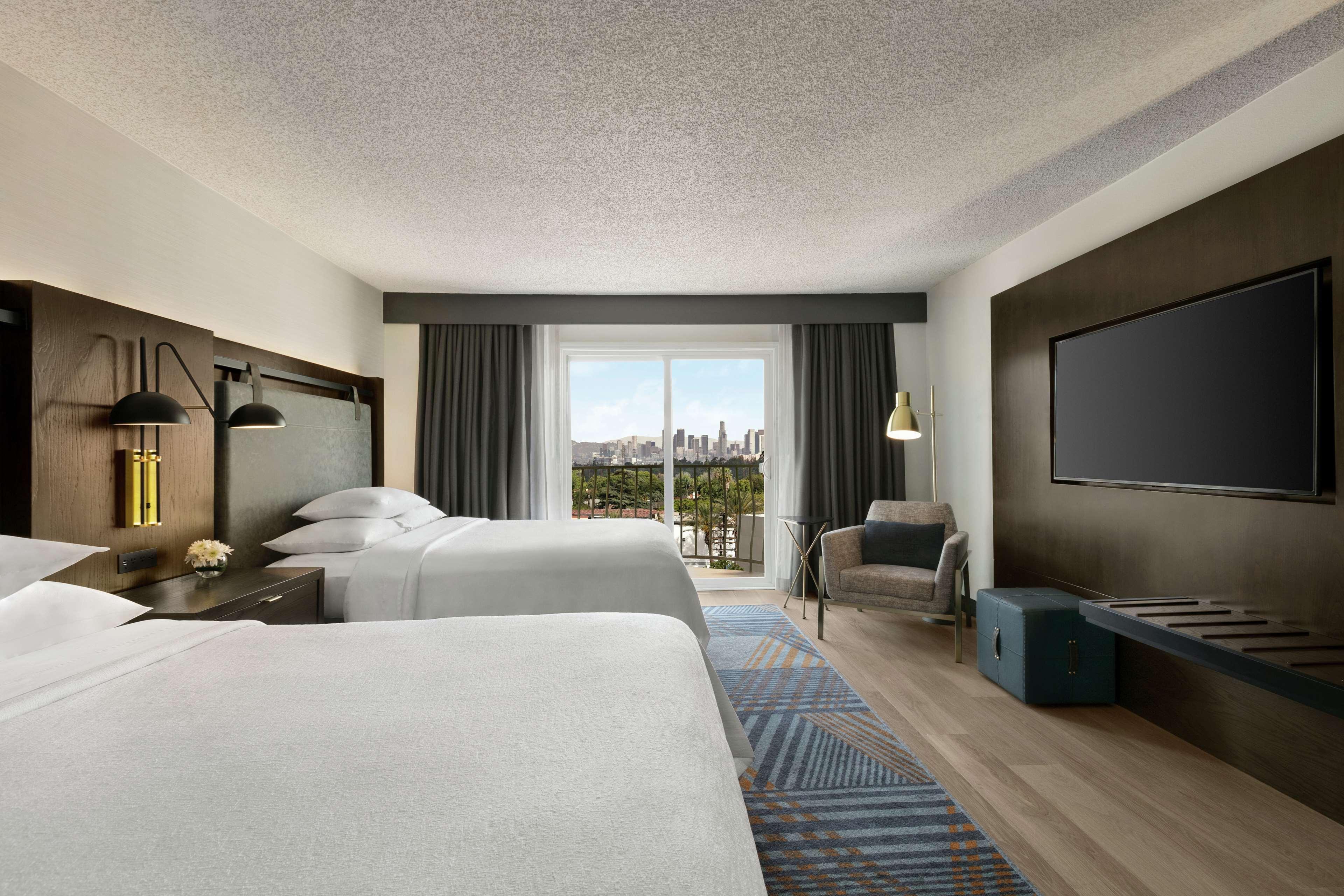 Embassy Suites By Hilton Los Angeles Downey Exterior foto