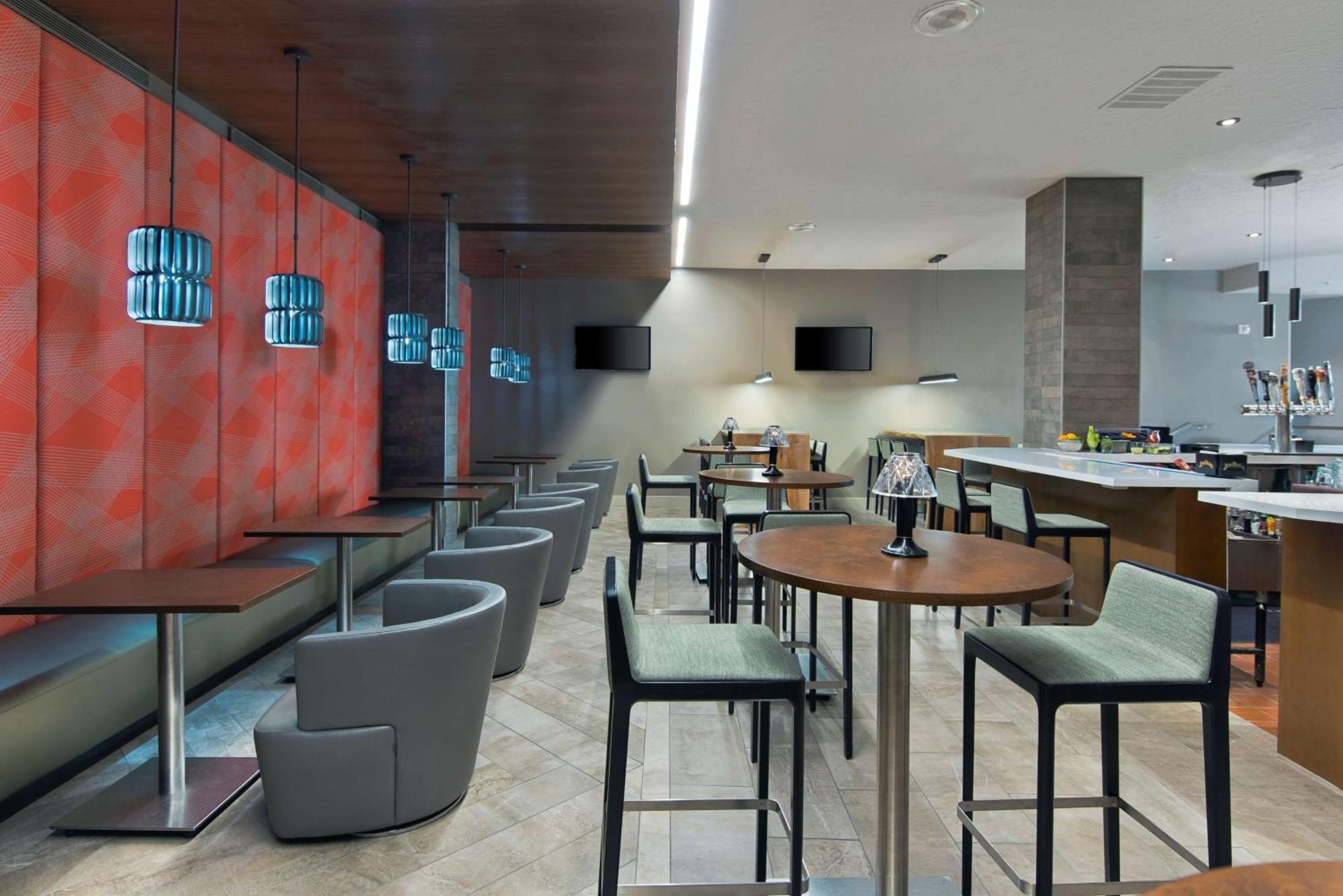 Embassy Suites By Hilton Los Angeles Downey Exterior foto